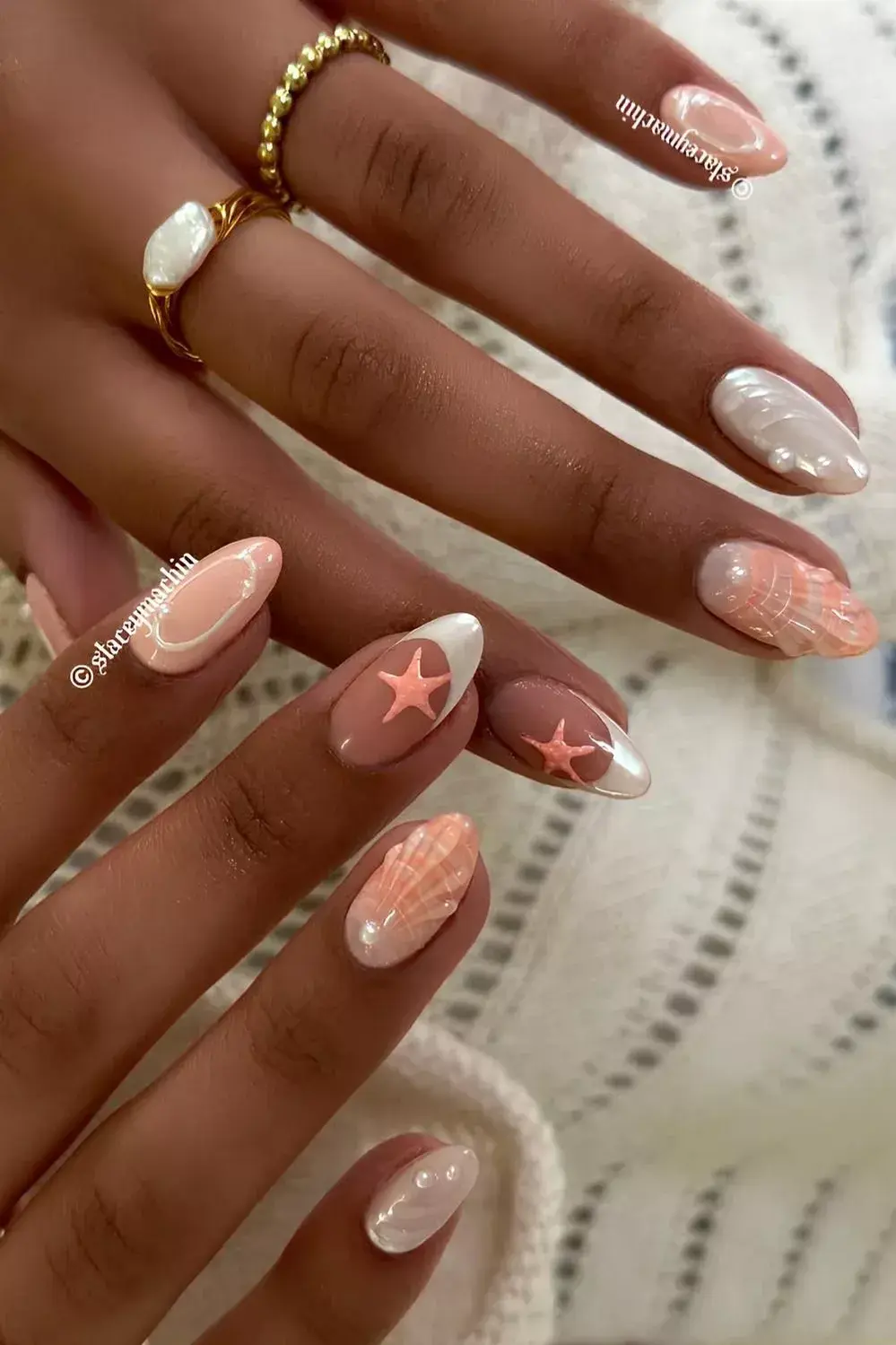 1 French Tip Nails