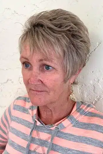 Sandy Blonde Pixie With a Raised Crown