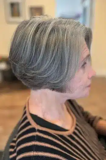Short Hairstyles for Women Over 70 With Fine Hair - Short Chin-Length Bob Hairstyle