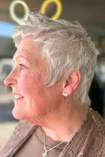 Feathered Pixie With Soft Separation