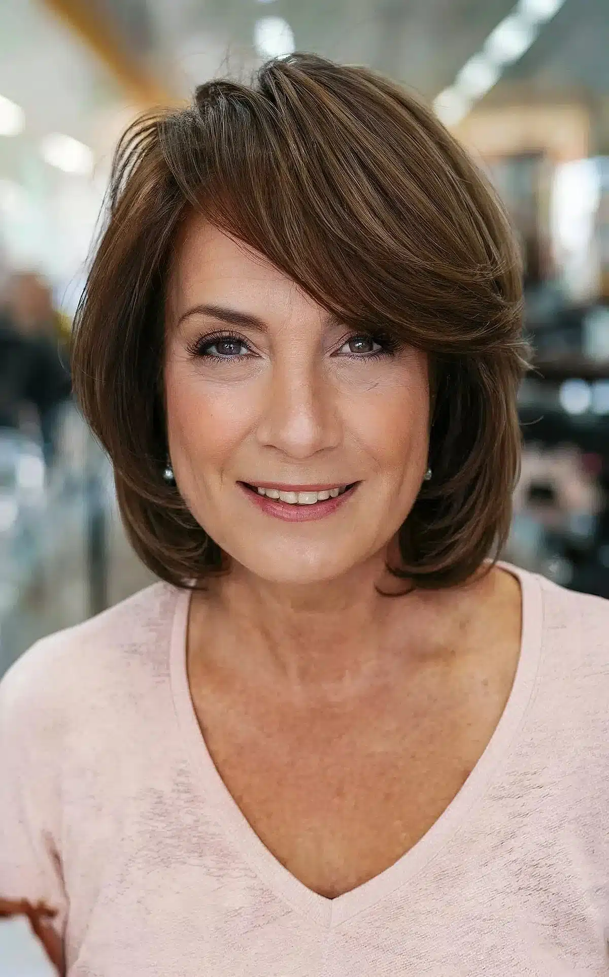 55 modern layered bob haircuts for women over 50 to take years off 24