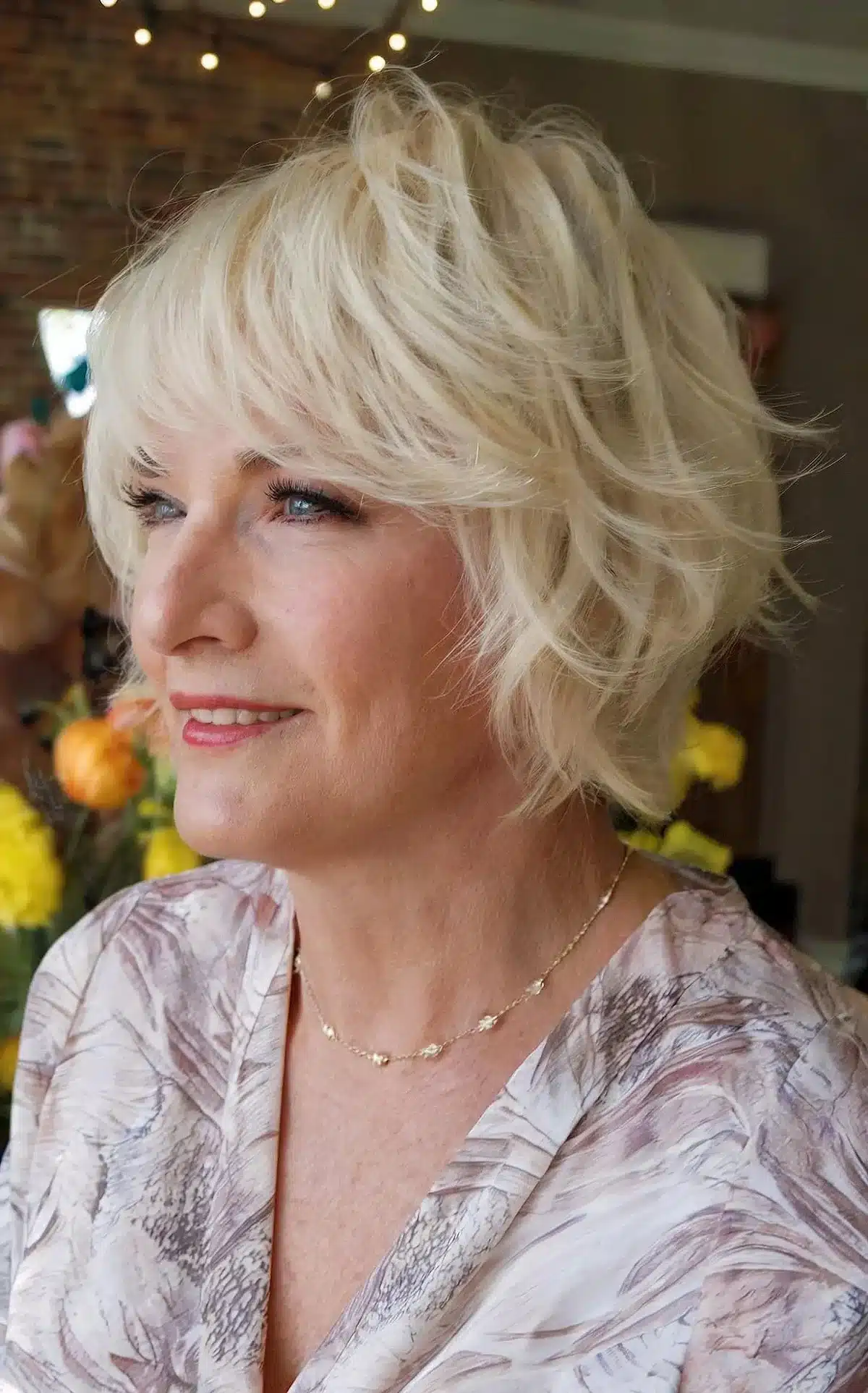 55 modern layered bob haircuts for women over 50 to take years off 44