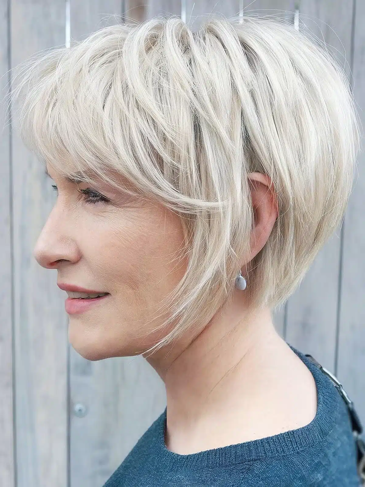 55 modern layered bob haircuts for women over 50 to take years off 50