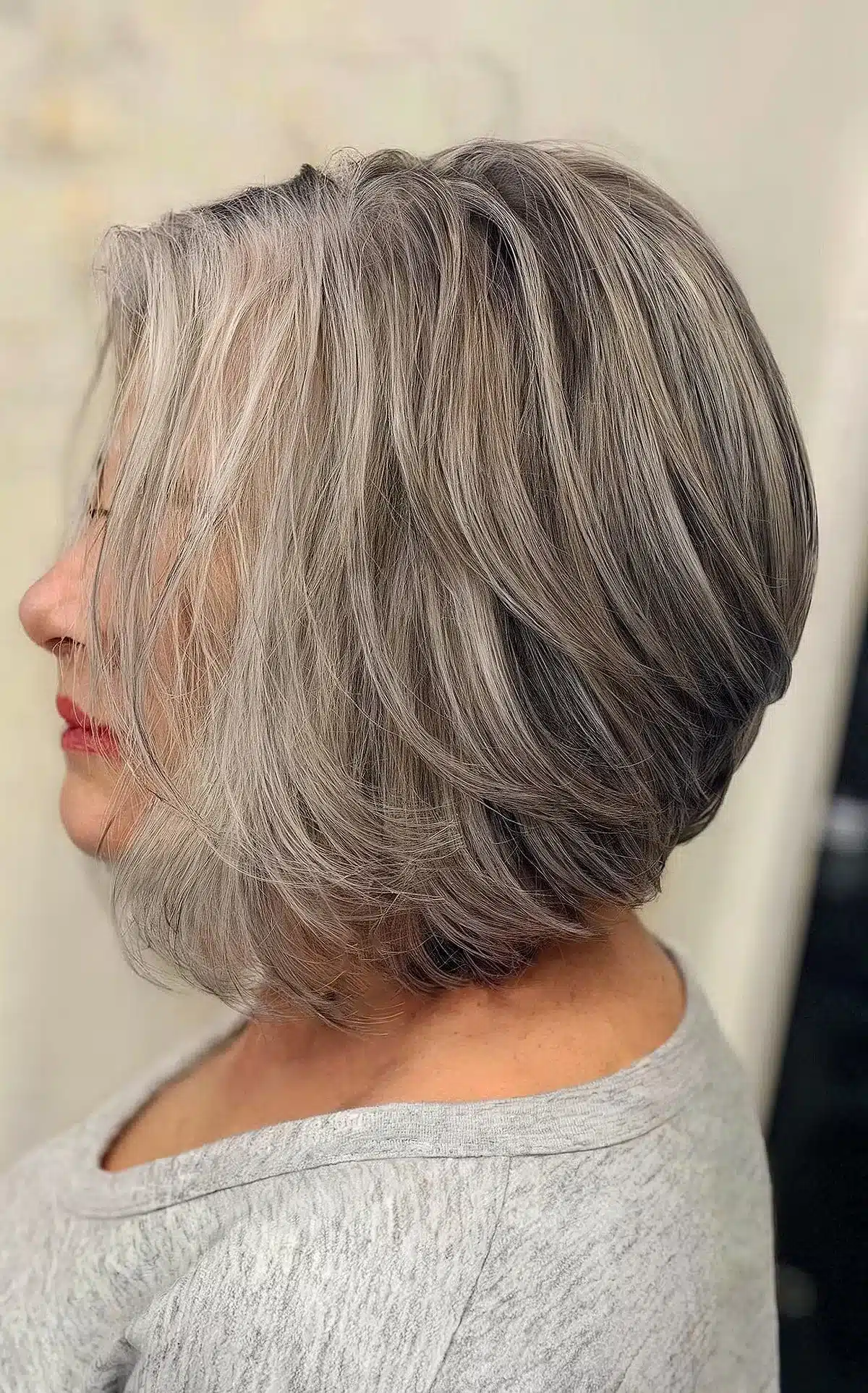 55 modern layered bob haircuts for women over 50 to take years off 52