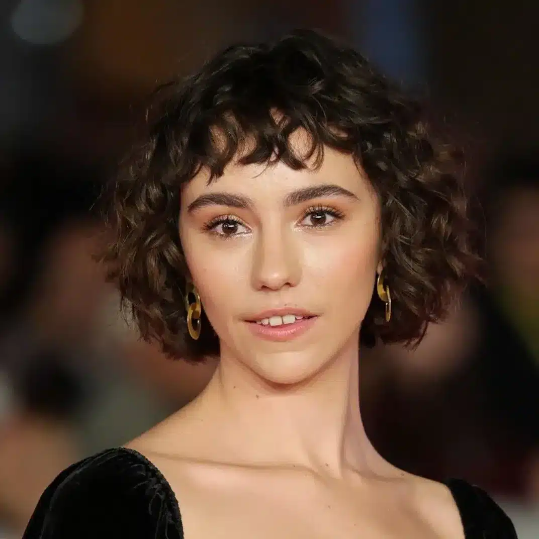 say oui to the french bob this winter with these 14 styles 7