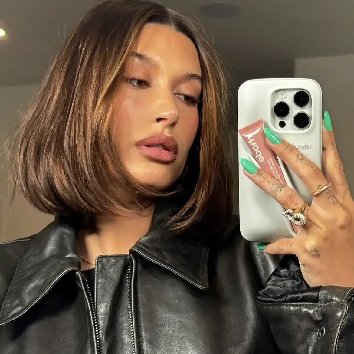 there s a perfect bob hairstyle for your face shape here s where you ll find it 12