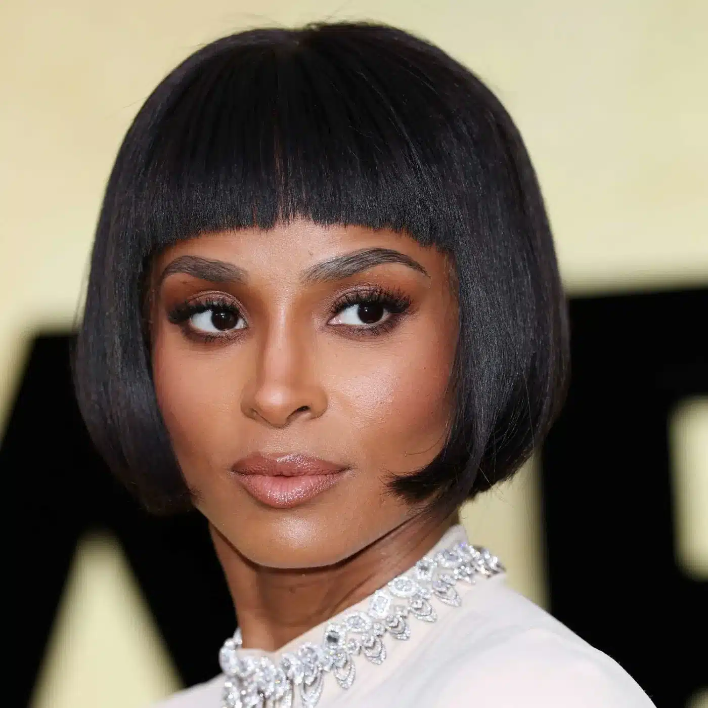 there s a perfect bob hairstyle for your face shape here s where you ll find it 18